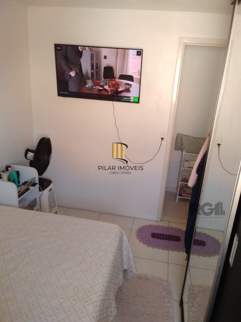 Apartamento 2 Dormitório(s) Bairro Glória