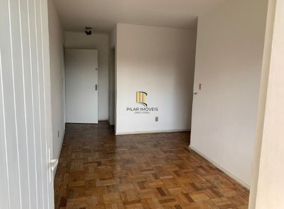 Apartamento 1 Dormitório, 1 vaga de garagem coberta, Bairro Passo Da Areia, Porto Alegre/RS