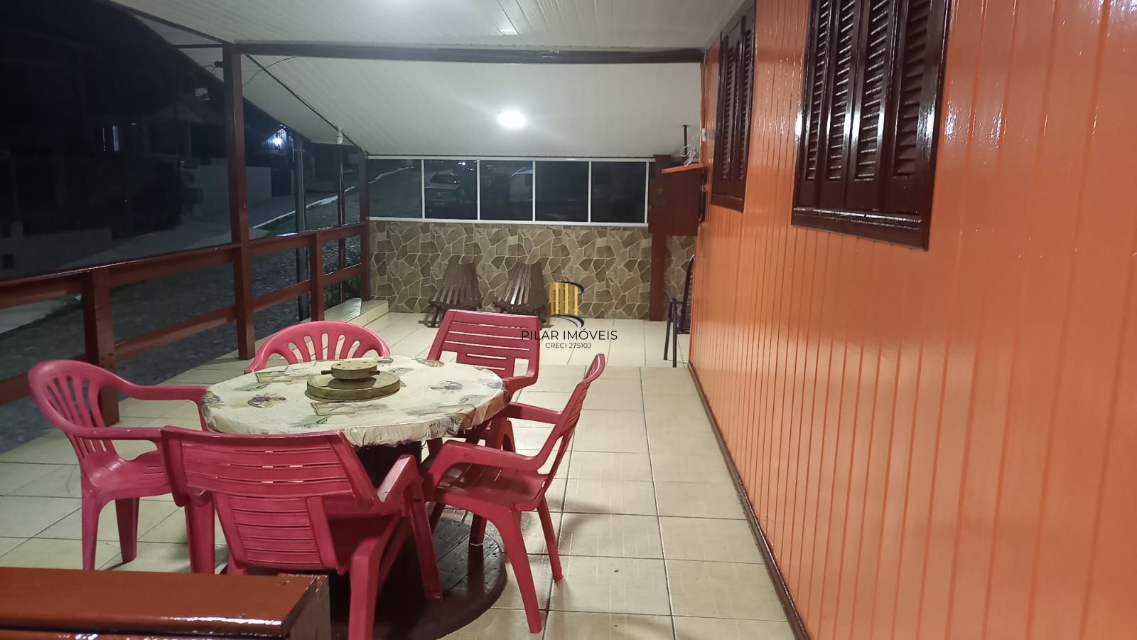 Casa 3 Dormitório(s) Bairro Santa Corona