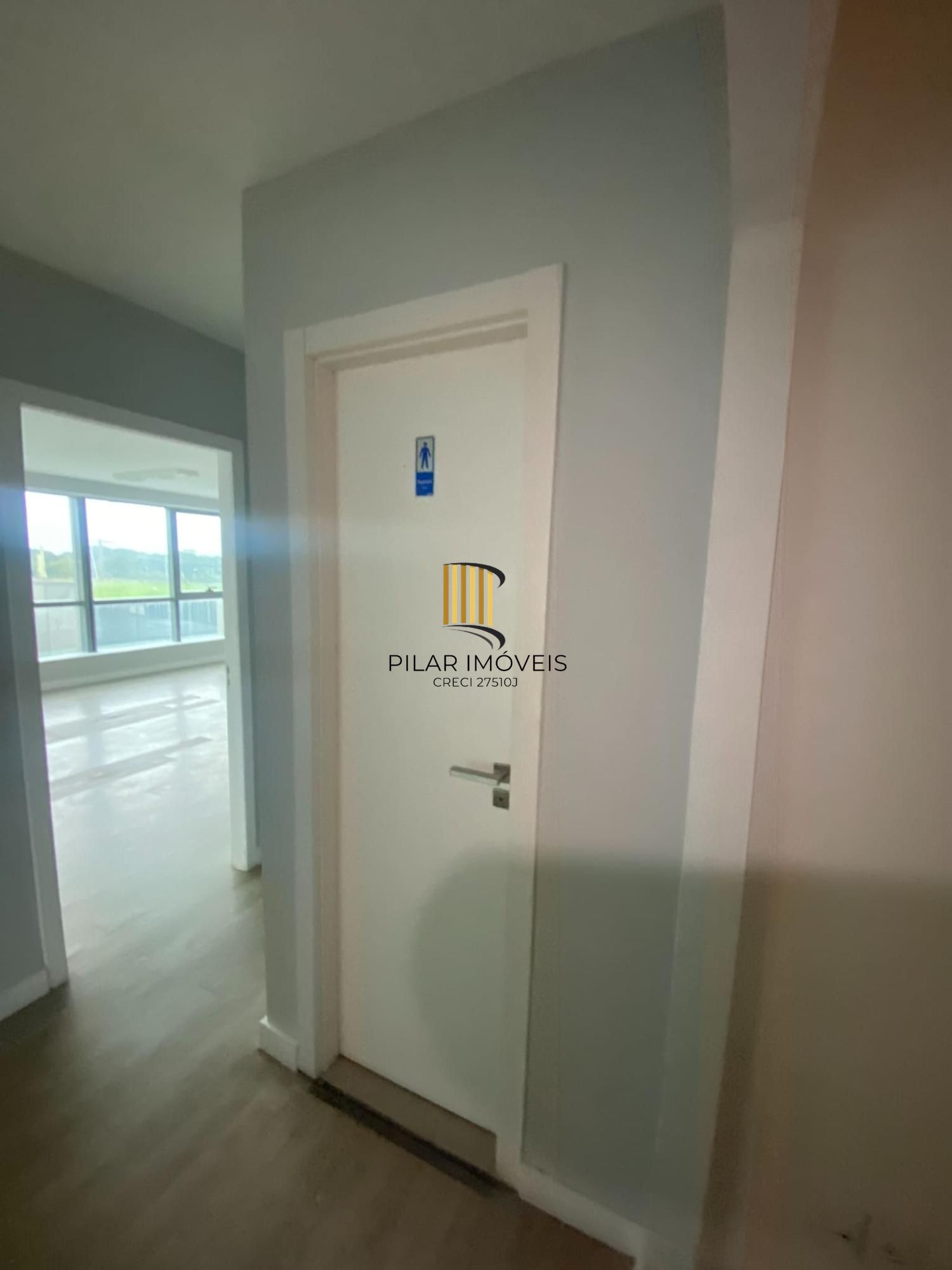 Sala Comercial no Bairro Praia de Belas - Porto Alegre