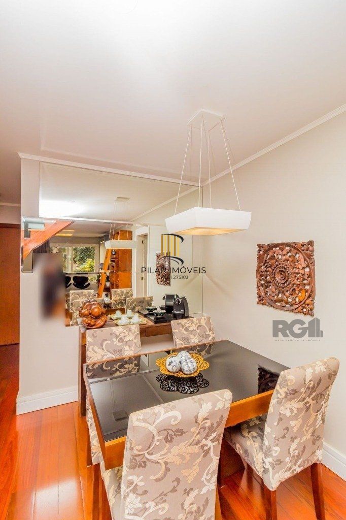 Excelente cobertura de 182m² com 3 dormitórios e 2 vagas.