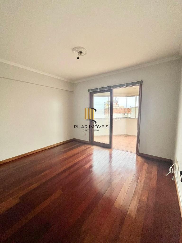 Apartamento de 4 dormitórios e 184m² à venda em Menino Deus, Porto Alegre.