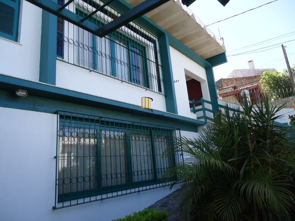 Casa para Venda - 750m², 4 dormitórios, sendo 2 suites, 5 vagas - Santa Tereza