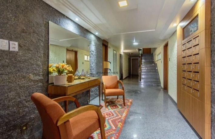 Apartamento amplo de 110 m2 com 3 quartos à venda em Menino Deus - RS