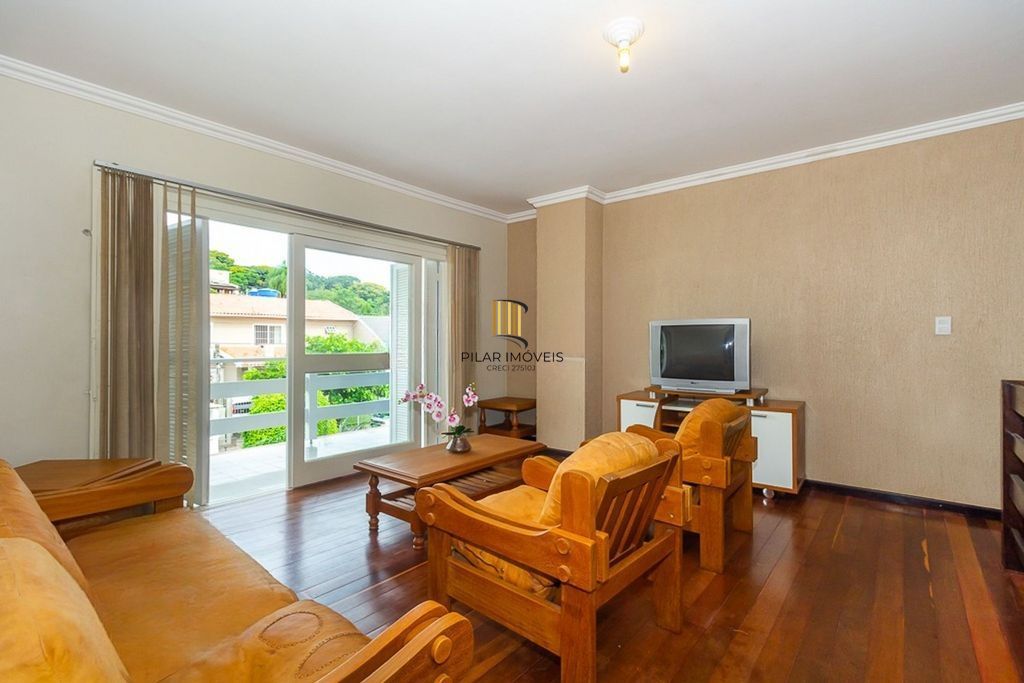 Casa de 4 dormitórios à venda no Bairro Ipanema - Porto Alegre