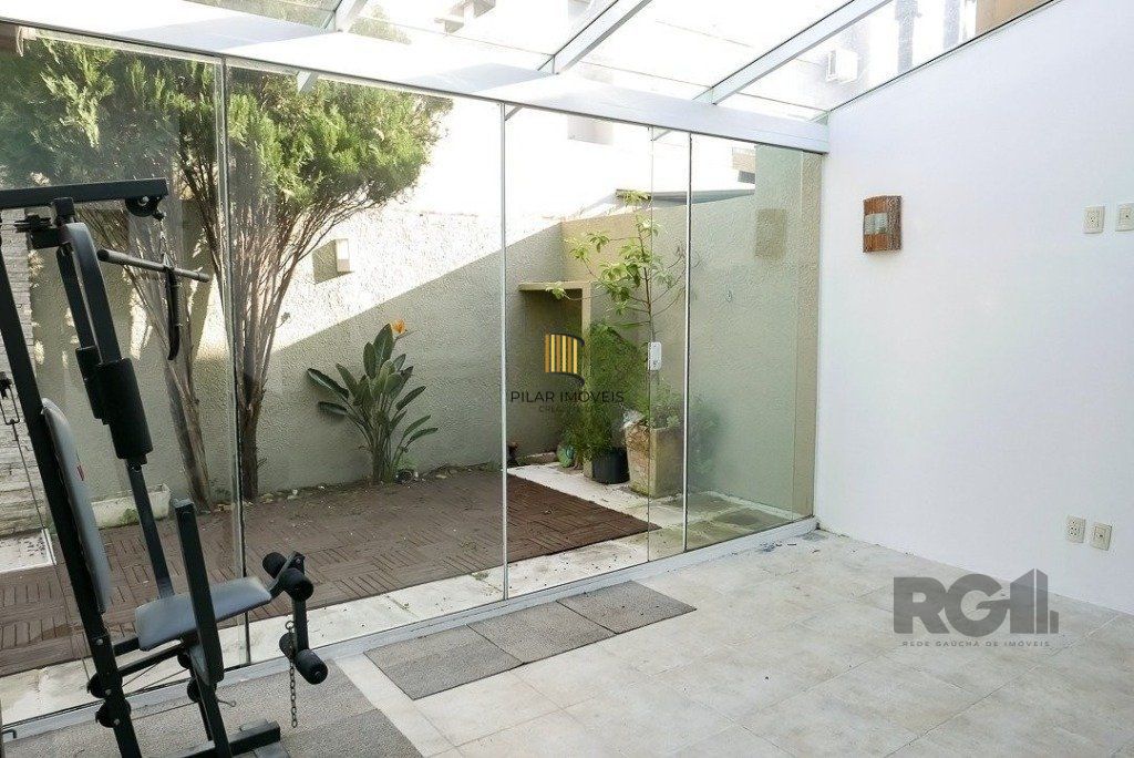 Excelente casa de 155m² e 3 dormitórios.