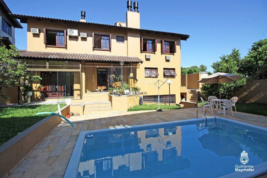 Casa para Venda - 275.72m², 4 dormitórios, sendo 3 suites, 4 vagas - Glória - Pilar Imóveis