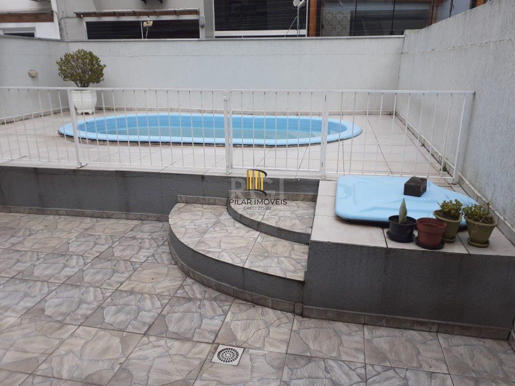 Casa para Venda - 148.53m², 4 dormitórios, sendo 1 suites, 2 vagas - Hípica