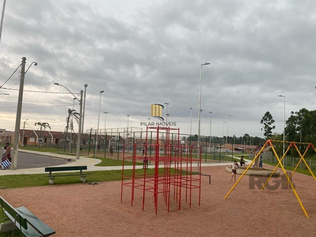 Casa 2 dormitórios no bairro Restinga