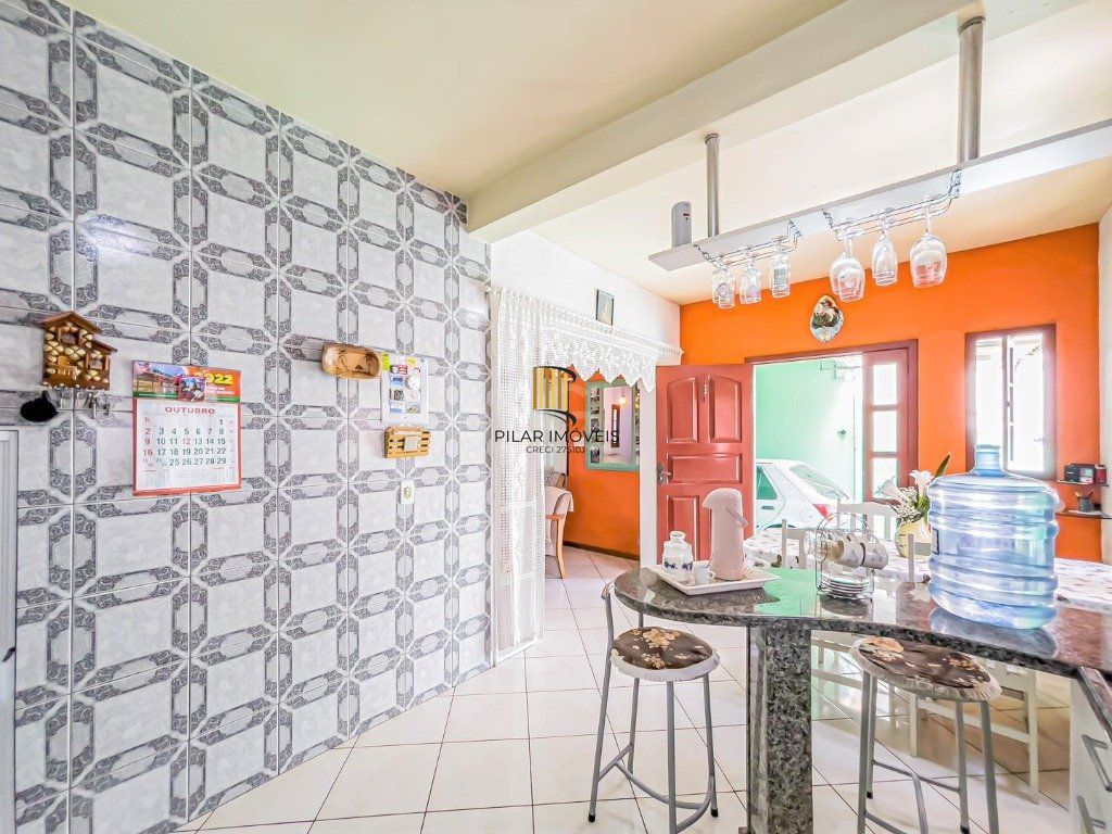 Casa para Venda - 272.24m², 3 dormitórios, sendo 1 suites, 4 vagas - Vila Jardim