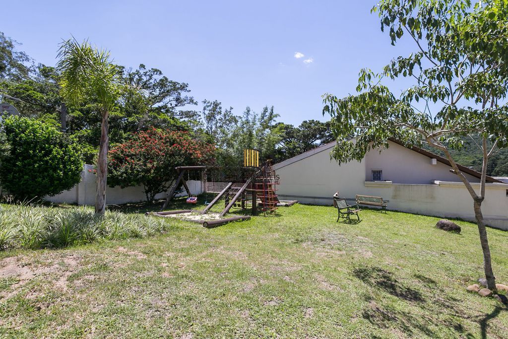 Casa em Condomínio 3 dorms à venda Avenida Juca Batista, Hípica - Porto Alegre
