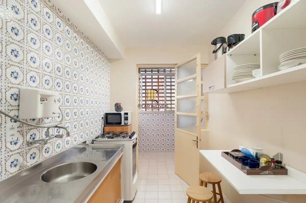 Apartamento de 2 dormitórios no bairro  Menino Deus