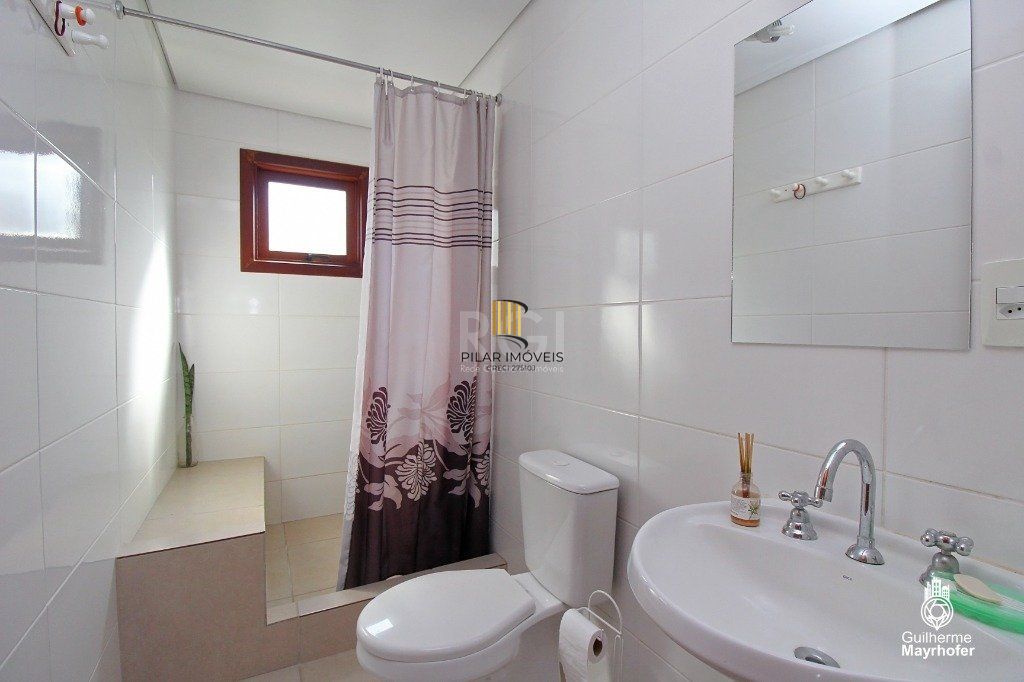 Casa para Venda - 212m², 3 dormitórios, 2 vagas - Medianeira