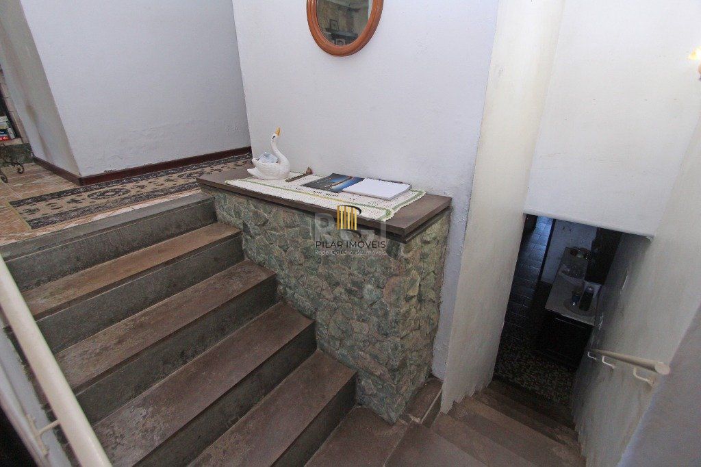 Casa para Venda - 160m², 4 dormitórios, sendo 1 suites, 3 vagas - Medianeira