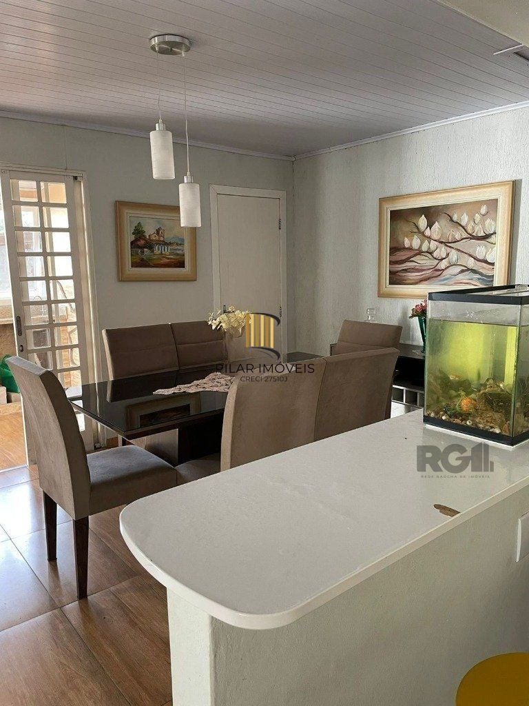 Casa de alvenaria, 03 dormitórios próximo a Av. Teresópolis