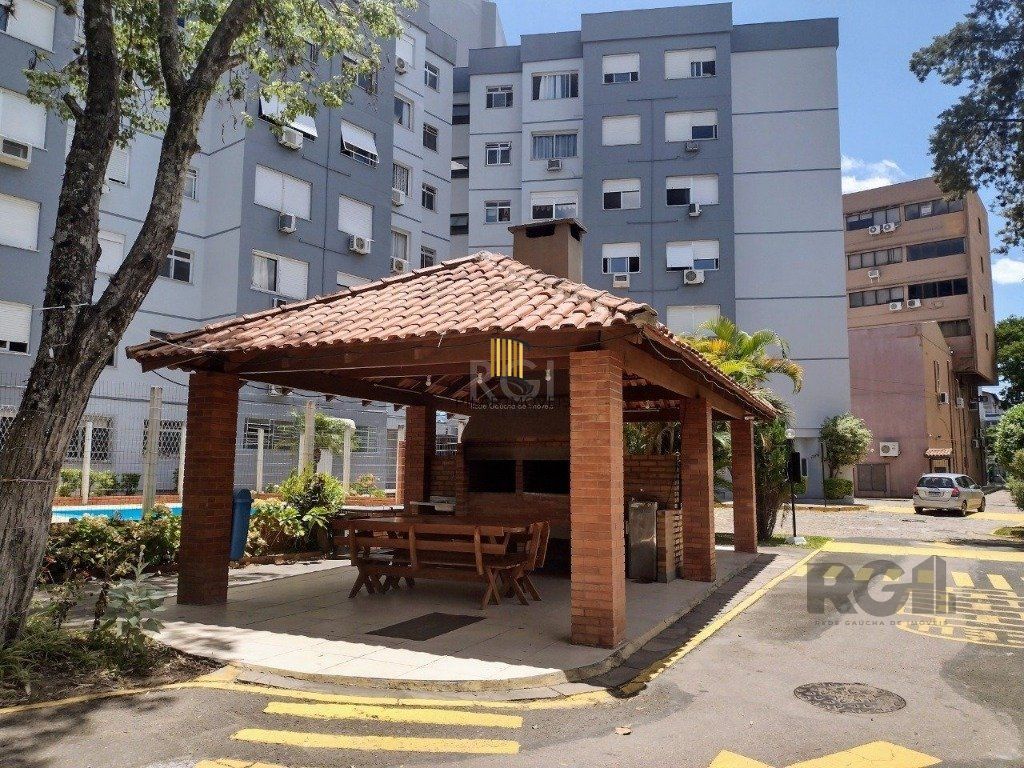 Apartamento 2 dormitórios no bairro Cavalhada