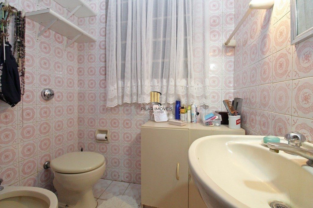 Apartamento para Venda - 84.85m², 2 dormitórios, sendo 1 suites, 1 vaga - Moinhos de Vento