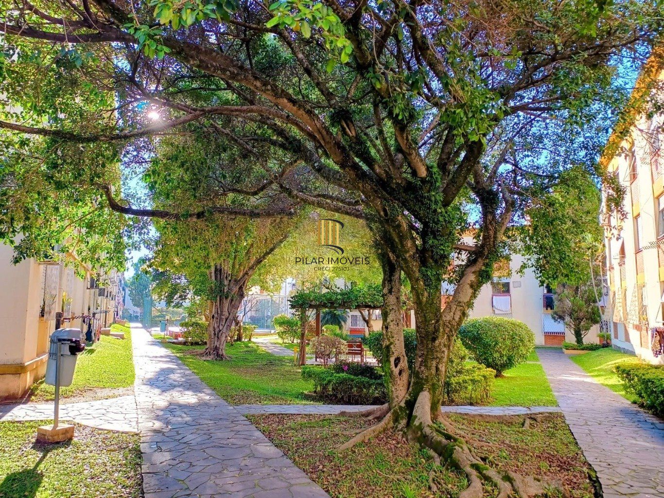 Apartamento à venda com 3 quartos 63 m²