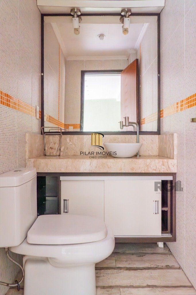 Casa de Condomínio 3 dormitórios no bairro Teresópolis