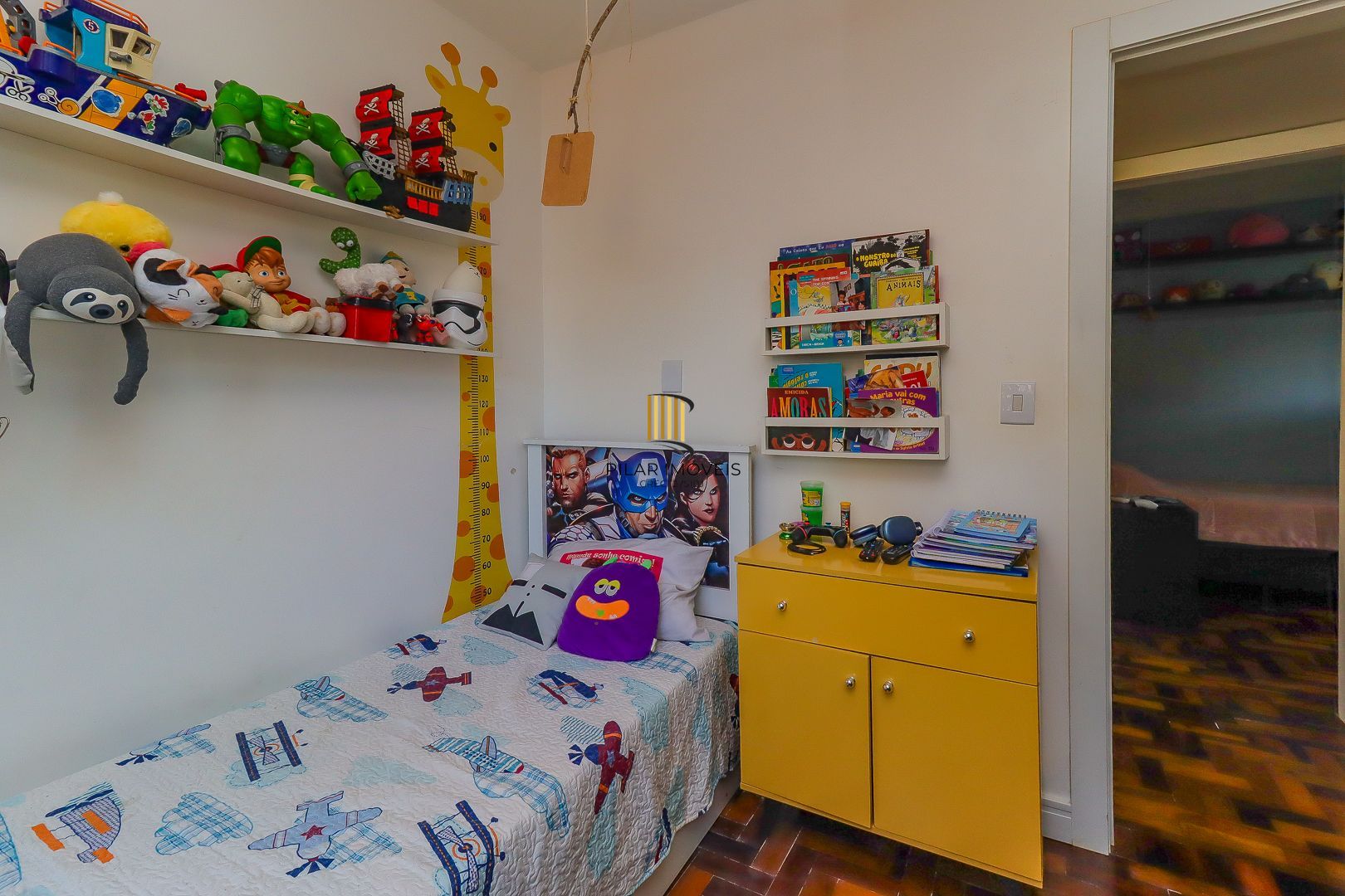 Apartamento Terreo de 03 dormitórios,reformado no bairro Teresópolis-Porto Alegre /RS