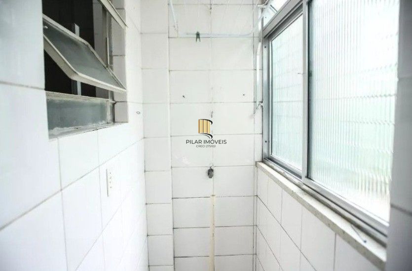 Apartamento de 1 dormitório, com 40 m², no bairro Teresópolis.