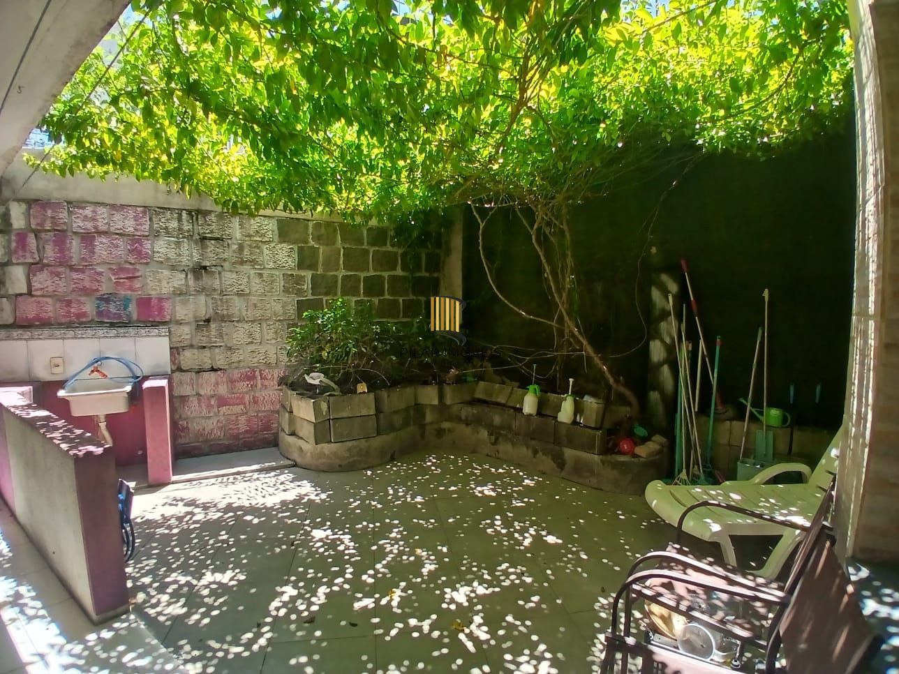 Apartamento garden de 02 dormitórios no bairro Petropolis-Porto Alegre/RS