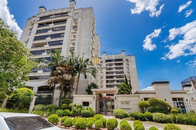 Apartamento à venda em Higienópolis com 236 m², 3 quartos, 1 suíte e 3 vagas.