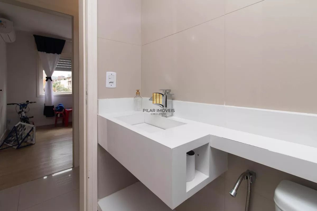 Apartamento com 03 dormitorios na Cavalhada -Porto Alegre/RS