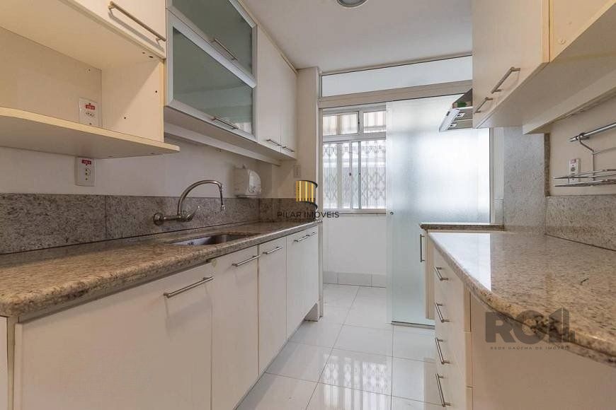 Apartamento 126m² - Semi mobiliado, 3 dormitórios, 1 vaga no bairro Moinhos de Vento