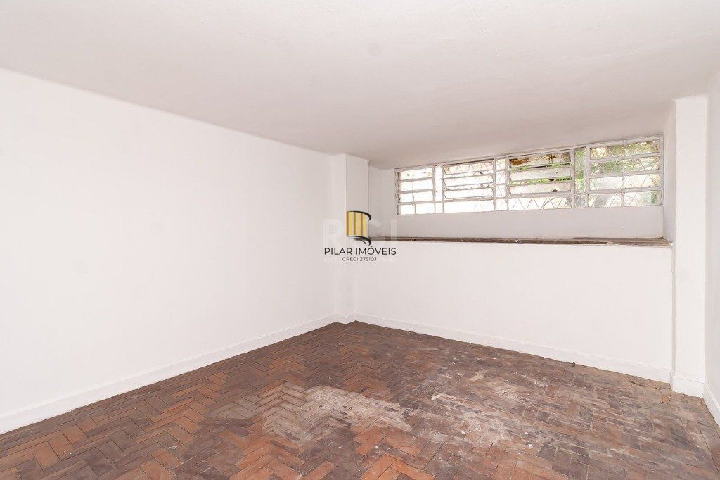 Loja para Venda - 320m², 0 dormitórios, São João
