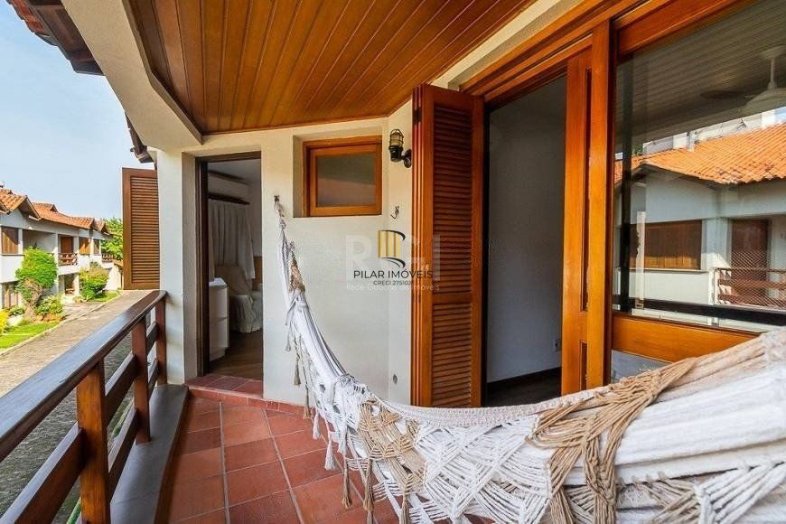 Casa Em Condomínio 224m², Bairro Tristeza