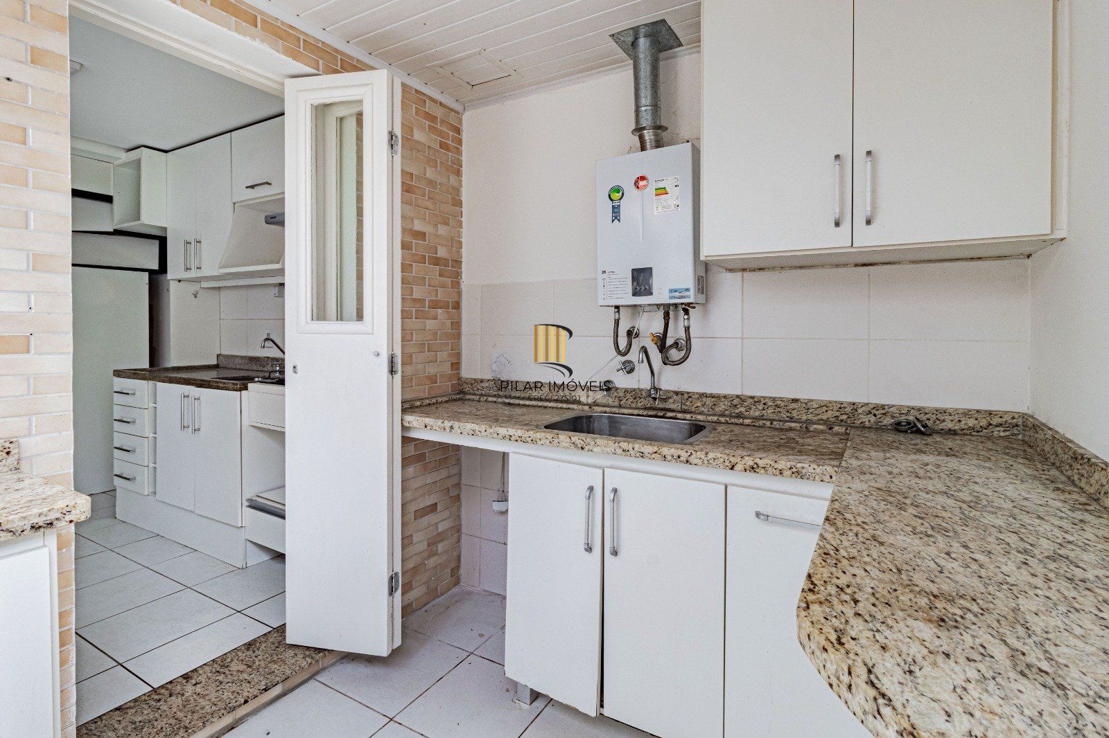 Casa em Condomínio com 3 quartos, 1 vaga e 98m² Avenida Juca Batista - Ipanema, Porto Alegre