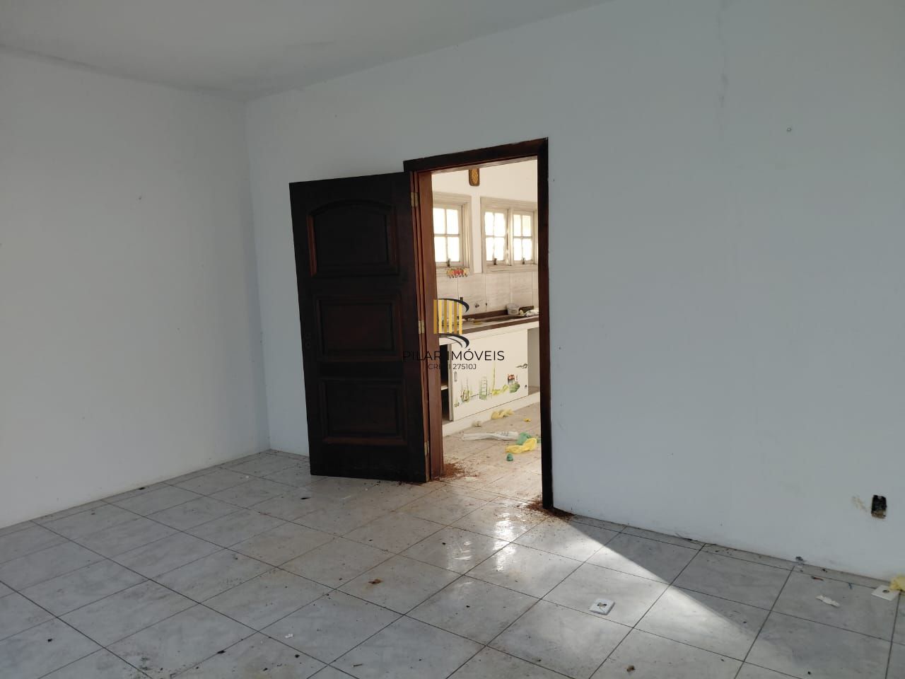 Ampla casa com pátio Bairro Teresópolis