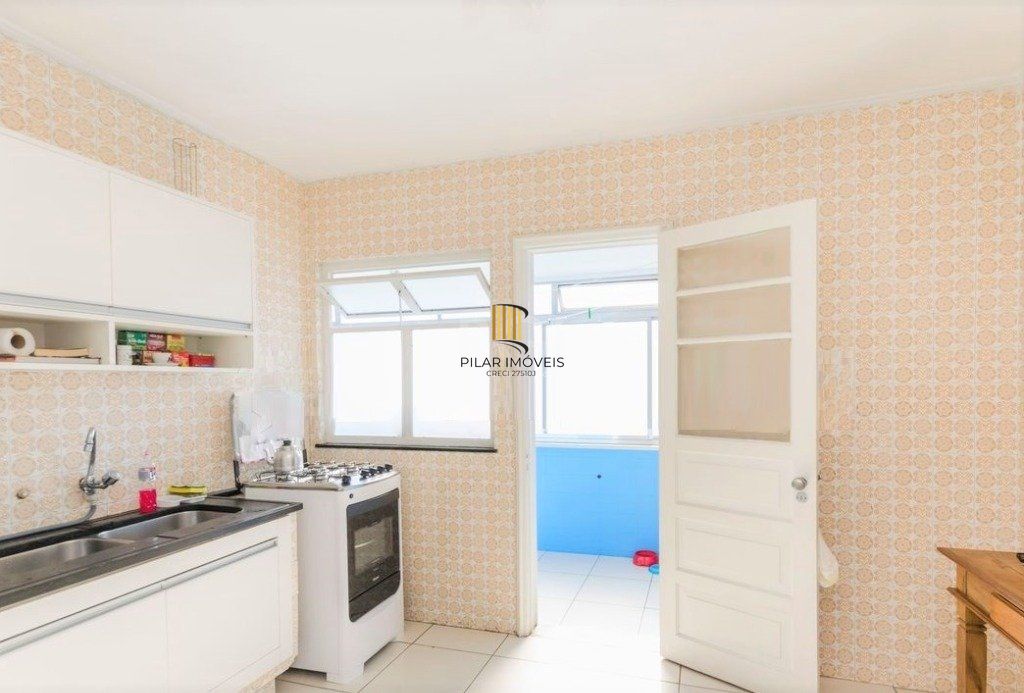 Apartamento para Venda - 128m², 3 dormitórios, 1 vaga - Menino Deus