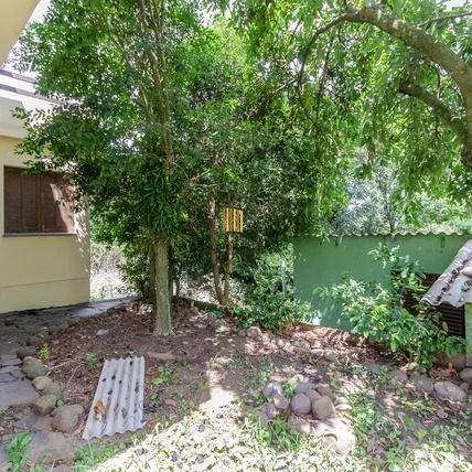 Casa à Venda na Rua da Gruta – 241,99m² – Próxima ao Hospital Divina Providência