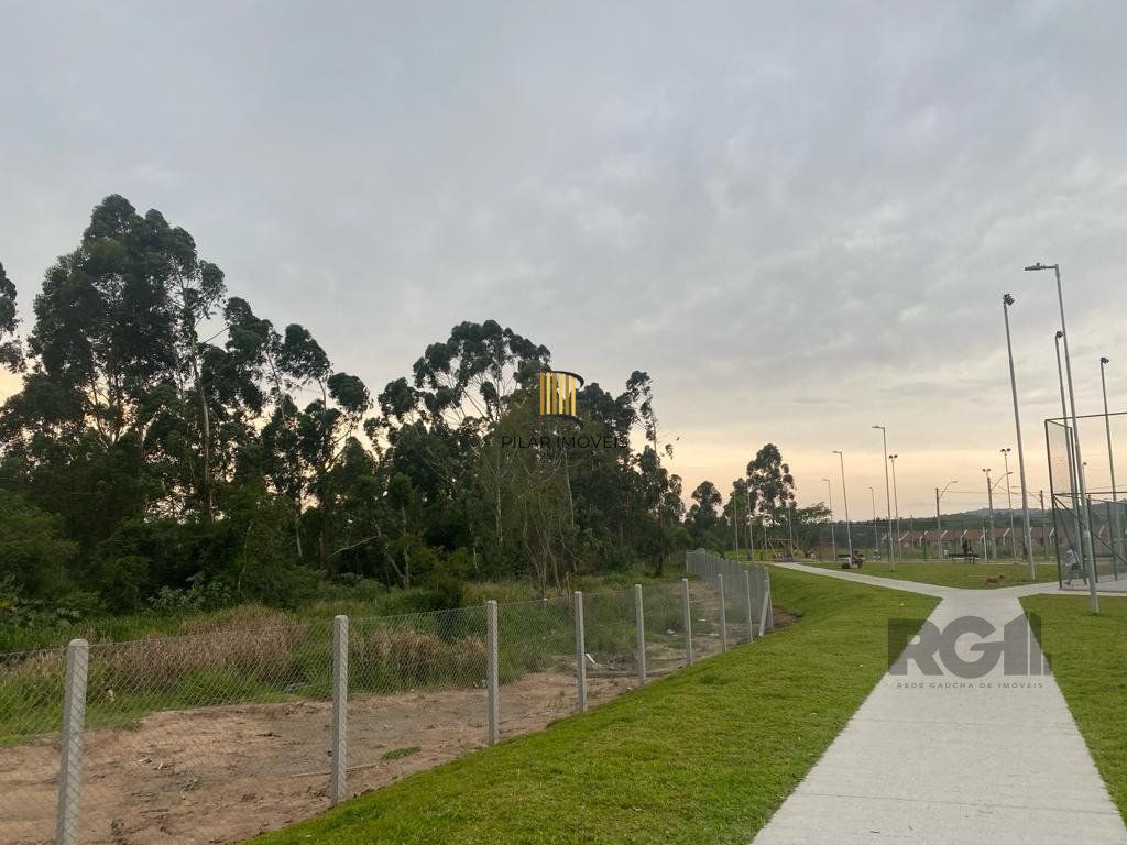 Casa 2 dormitórios no bairro Restinga