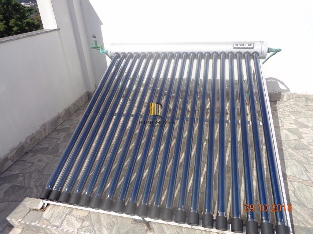Casa para Venda - 217m², 3 dormitórios, sendo 1 suites, 5 vagas - Teresópolis
