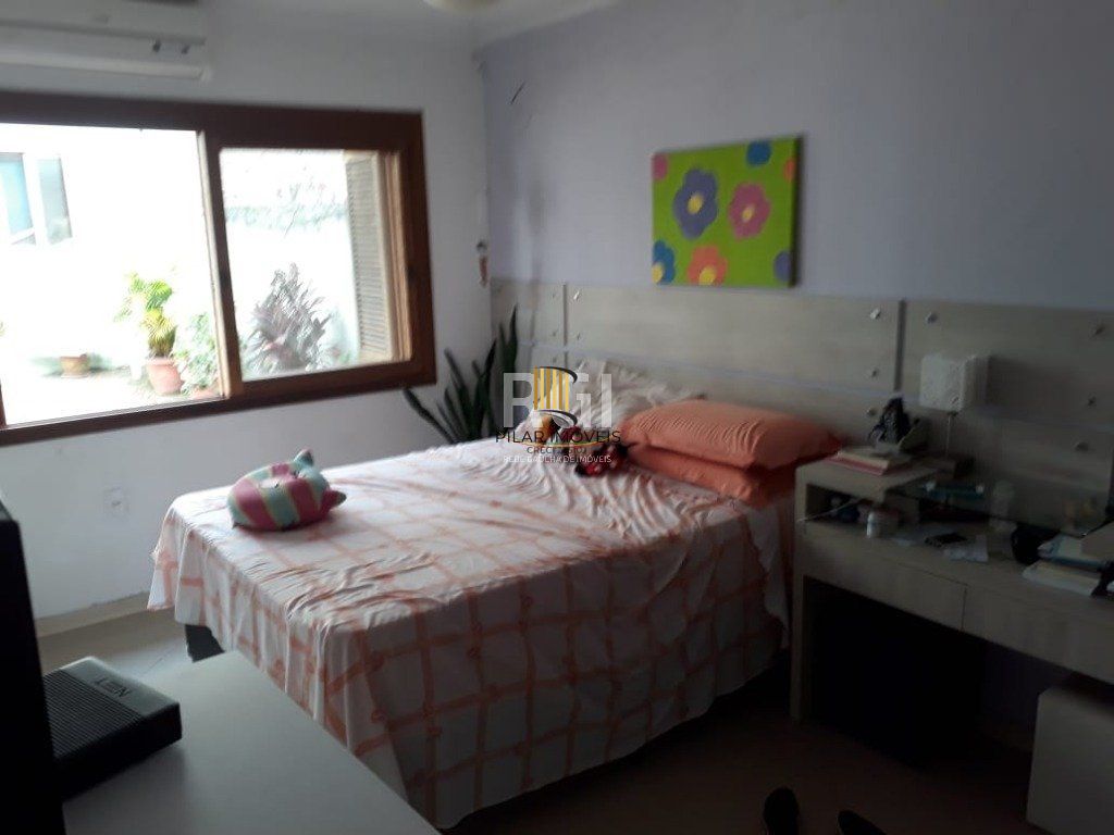 Casa para Venda - 120m², 3 dormitórios, sendo 1 suites, 3 vagas - Nonoai
