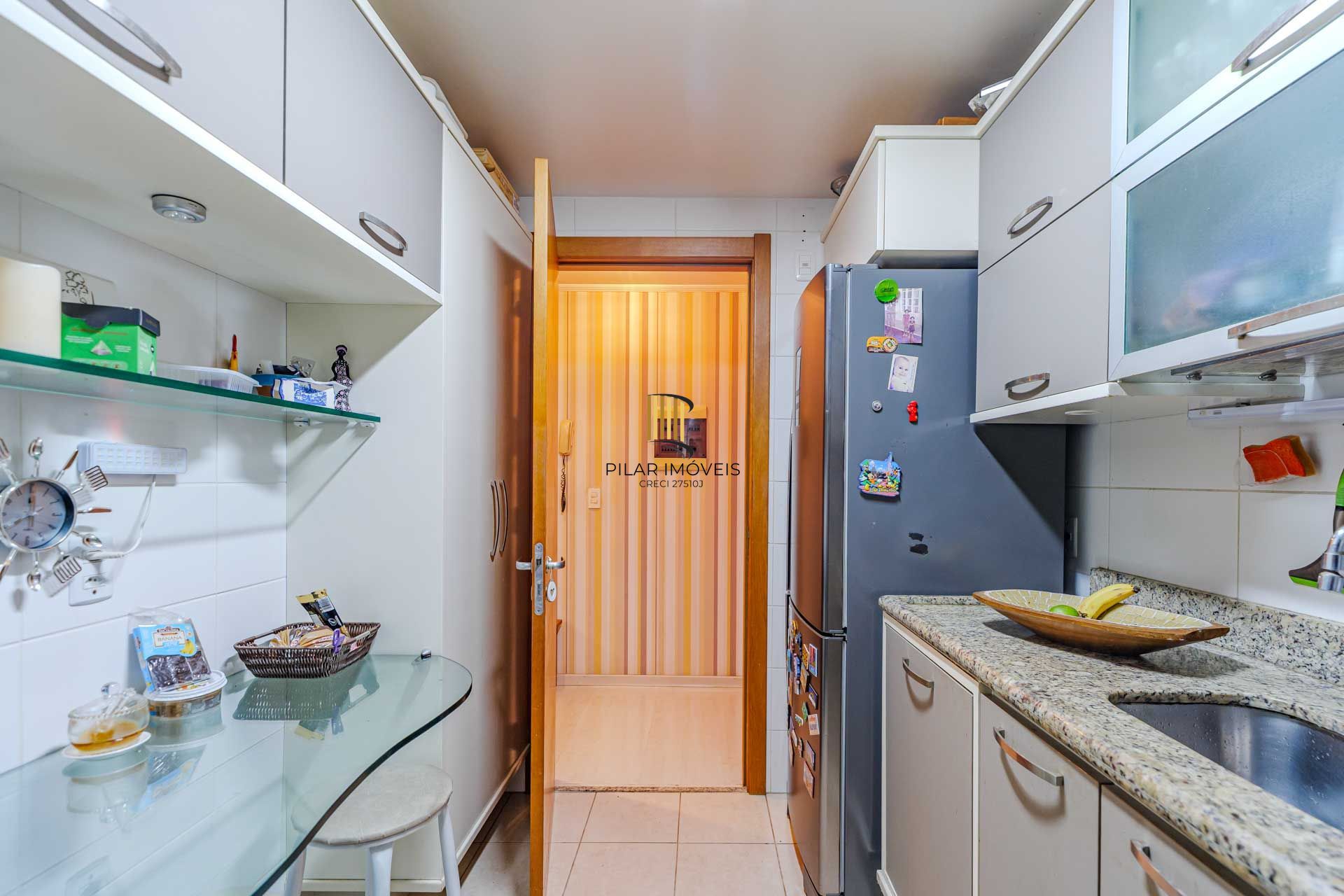 Apartamento para Venda - 93.43m², 3 dormitórios, sendo 1 suites, 1 vagas - Teresópolis