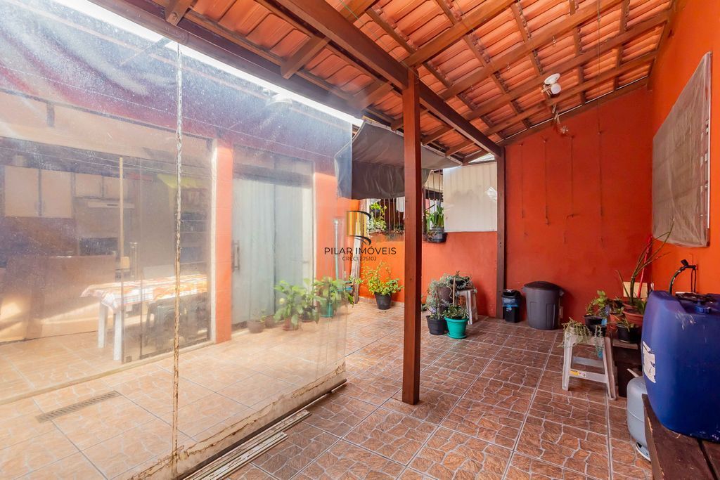 Casa de 3 dormitórios à venda Bairro Rubem Berta - Porto Alegre