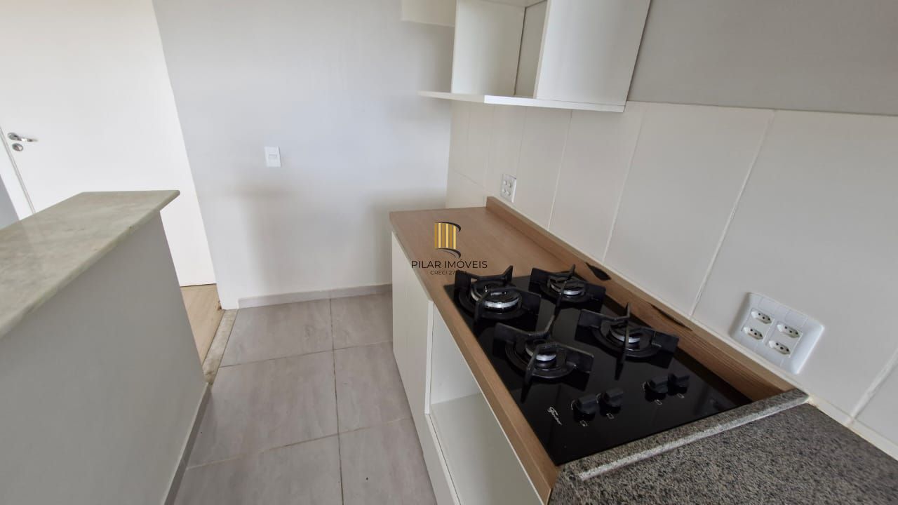 Apartamento de 2 dormitórios sendo 1 suíte, sala cozinha e garagem