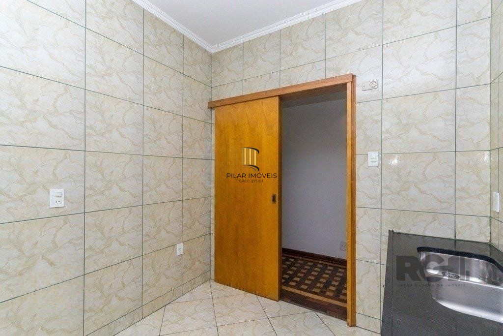 Excelente apartamento de 126m² com 3 dormitórios e sacada.