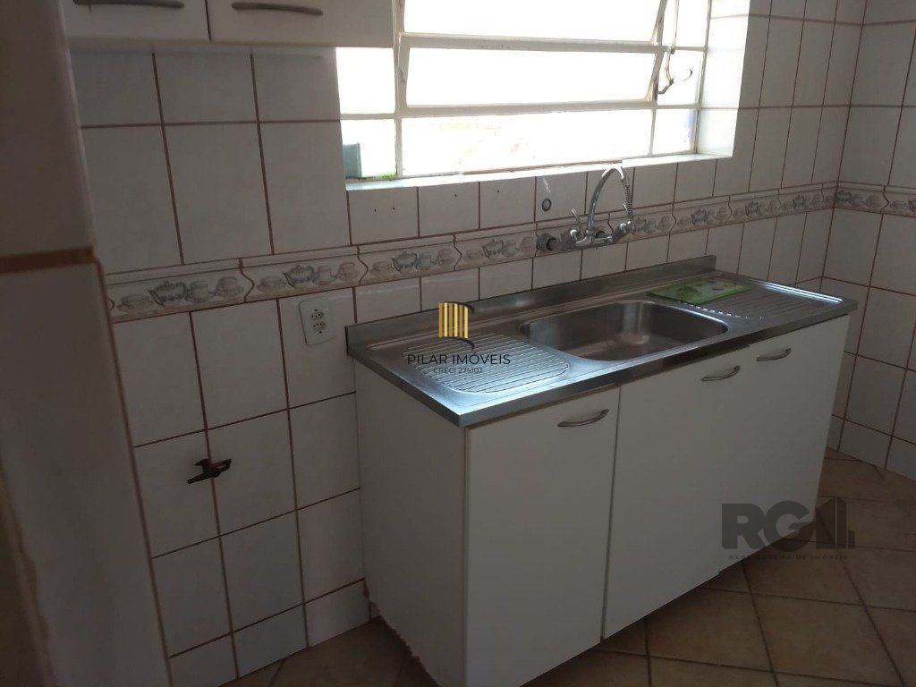 Casa de 168m² - 3 dormitórios, 3 vagas no bairro Nonoai