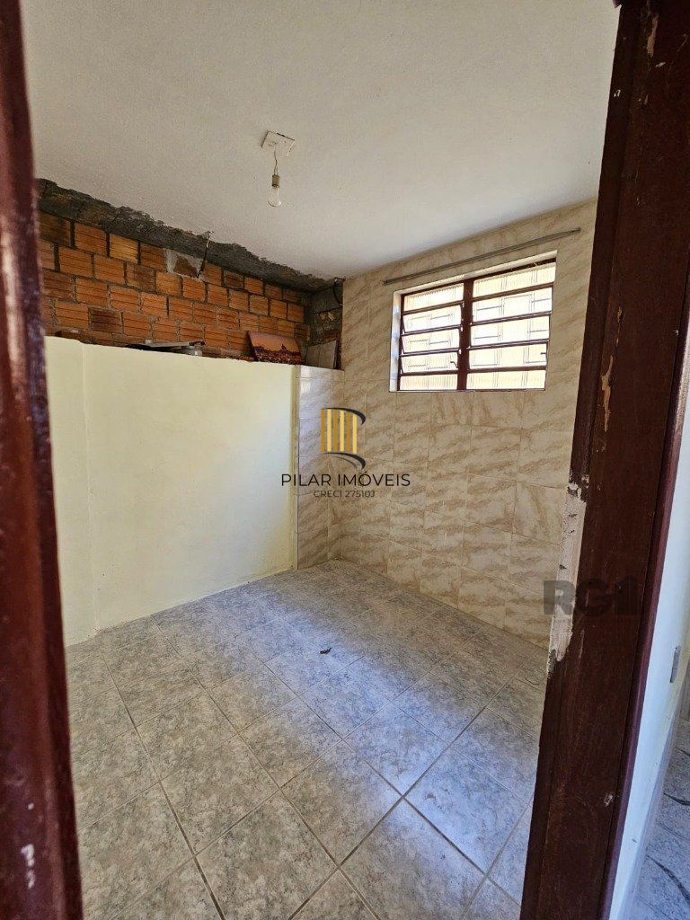Casa para Venda - 248.56m², 5 dormitórios, 2 vagas - Teresópolis