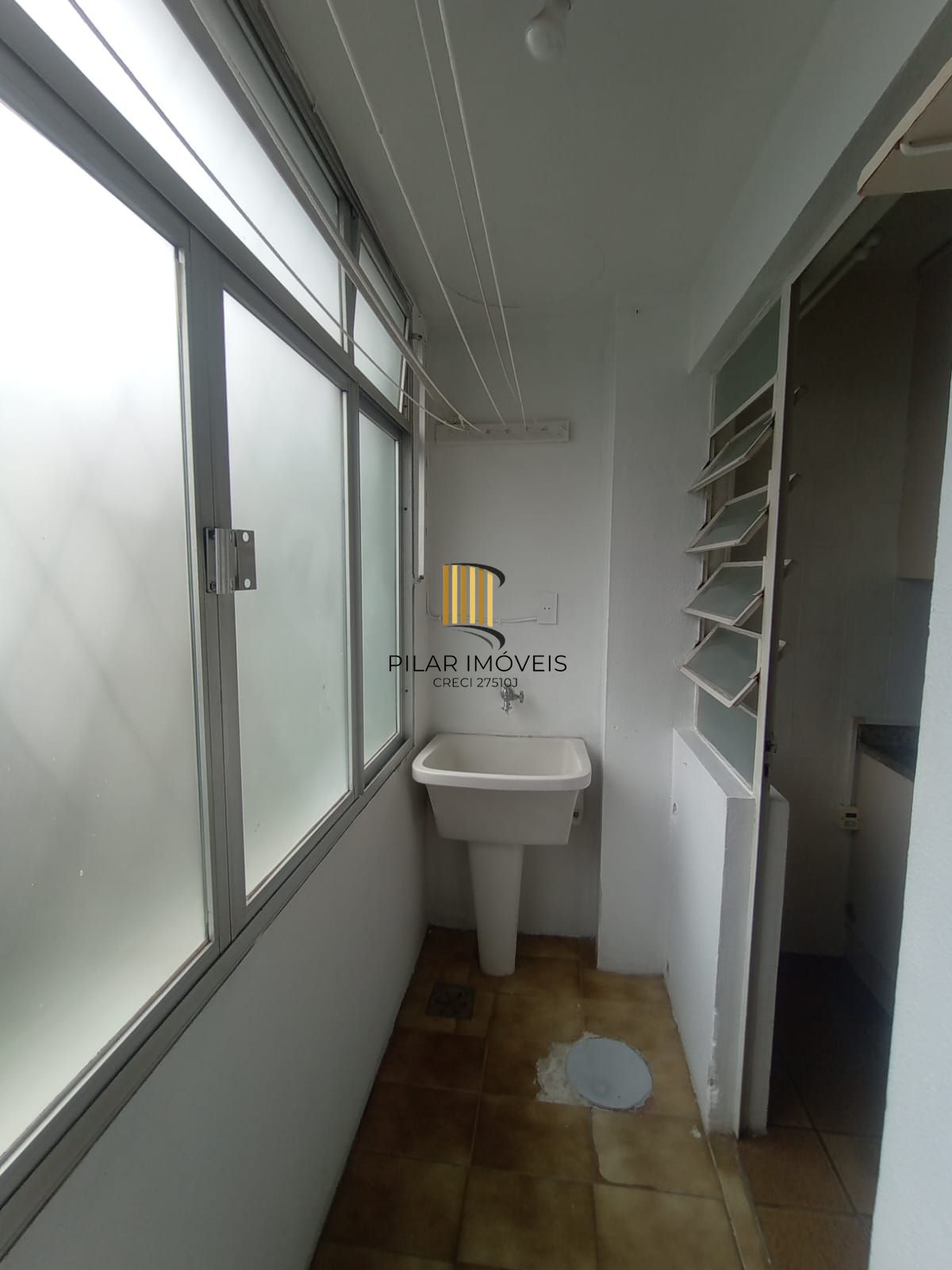 Apartamento para Venda - 61.76m², 2 dormitórios, Teresópolis