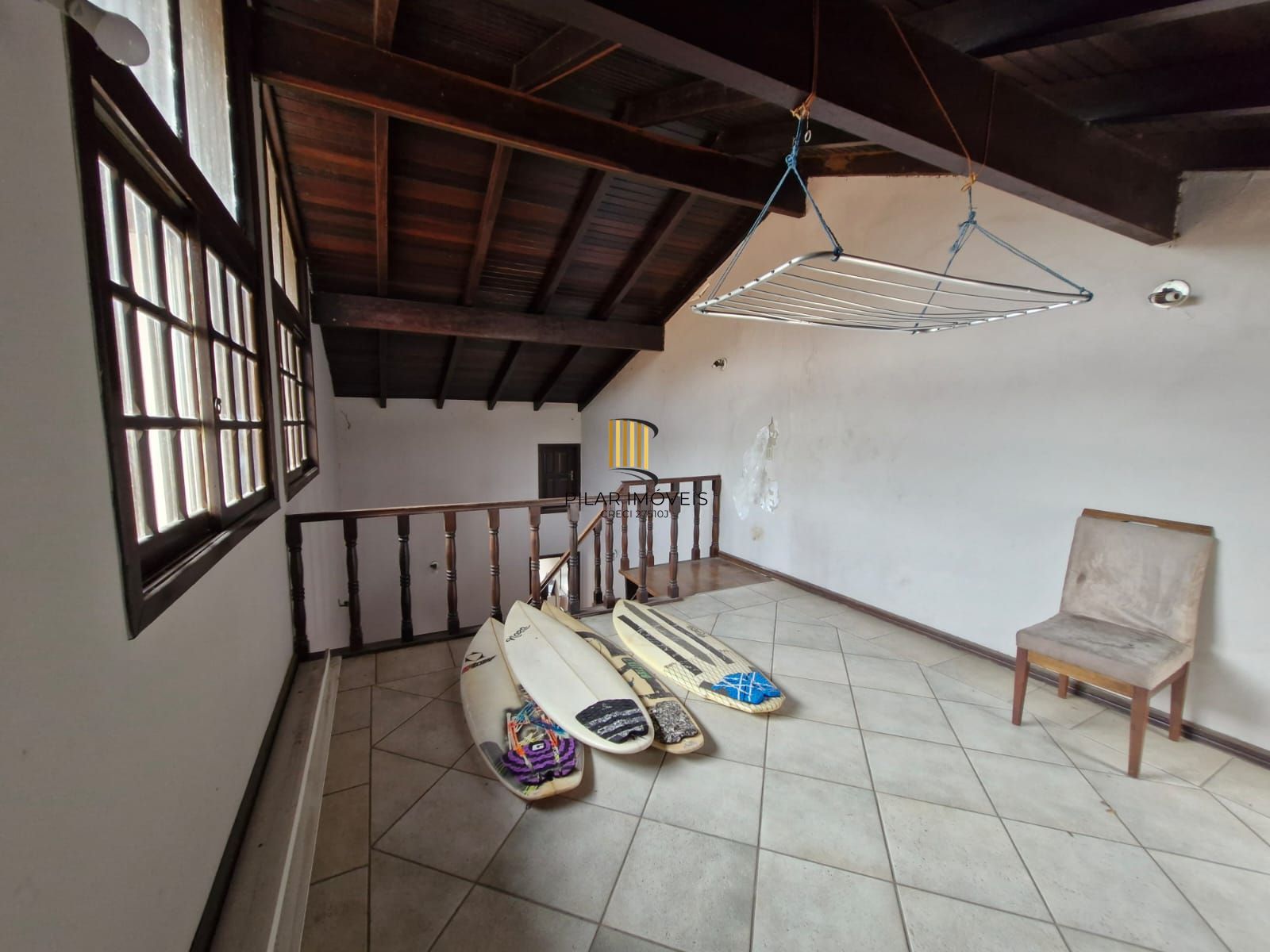 Casa de 3 dormitórios com piscina no bairro Teresópolis.