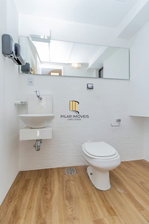 Sala / Conjunto Comercial à venda no Bairro Moinhos de Vento - Porto Alegre