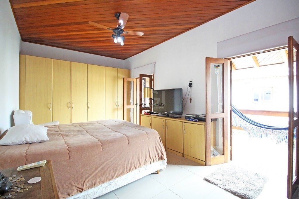Casa para Venda - 151.36m², 3 dormitórios, sendo 1 suites, 2 vagas - Partenon