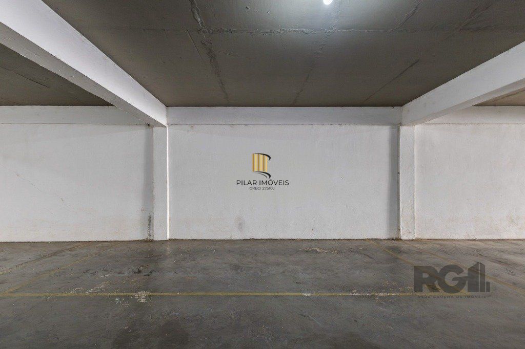 Apartamento de 2 dormitórios no bairro Azenha