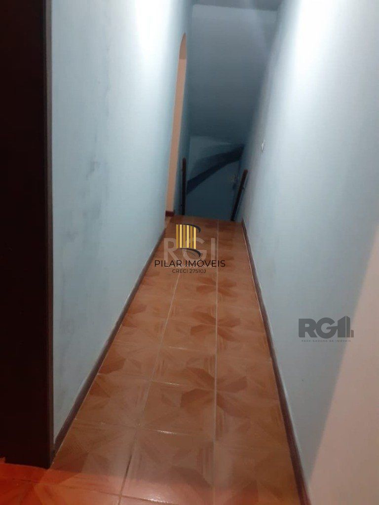 Casa 3 dormitórios no bairro Medianeira